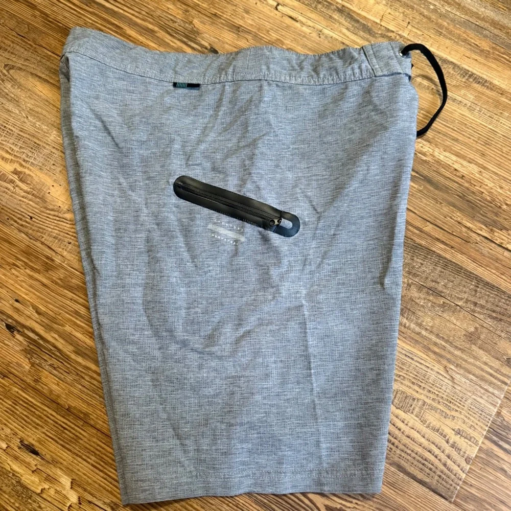 2 Vissla Board Shorts Men 32 Gray Heathered Stretch Surf Trunks Swim Beach